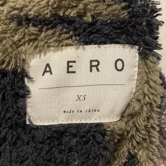 Aero Fleece Jacket, Size XS - Picture 3 of 4